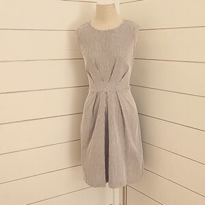 SHARAGANO size 14 knee length dress with gathered waist